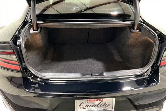 Used 2022 Dodge Charger R/T w/ Plus Group RWD image 38