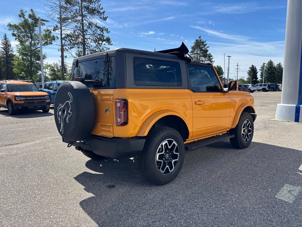 Used 2022 Ford Bronco Outer Banks AWD/4WD image 3