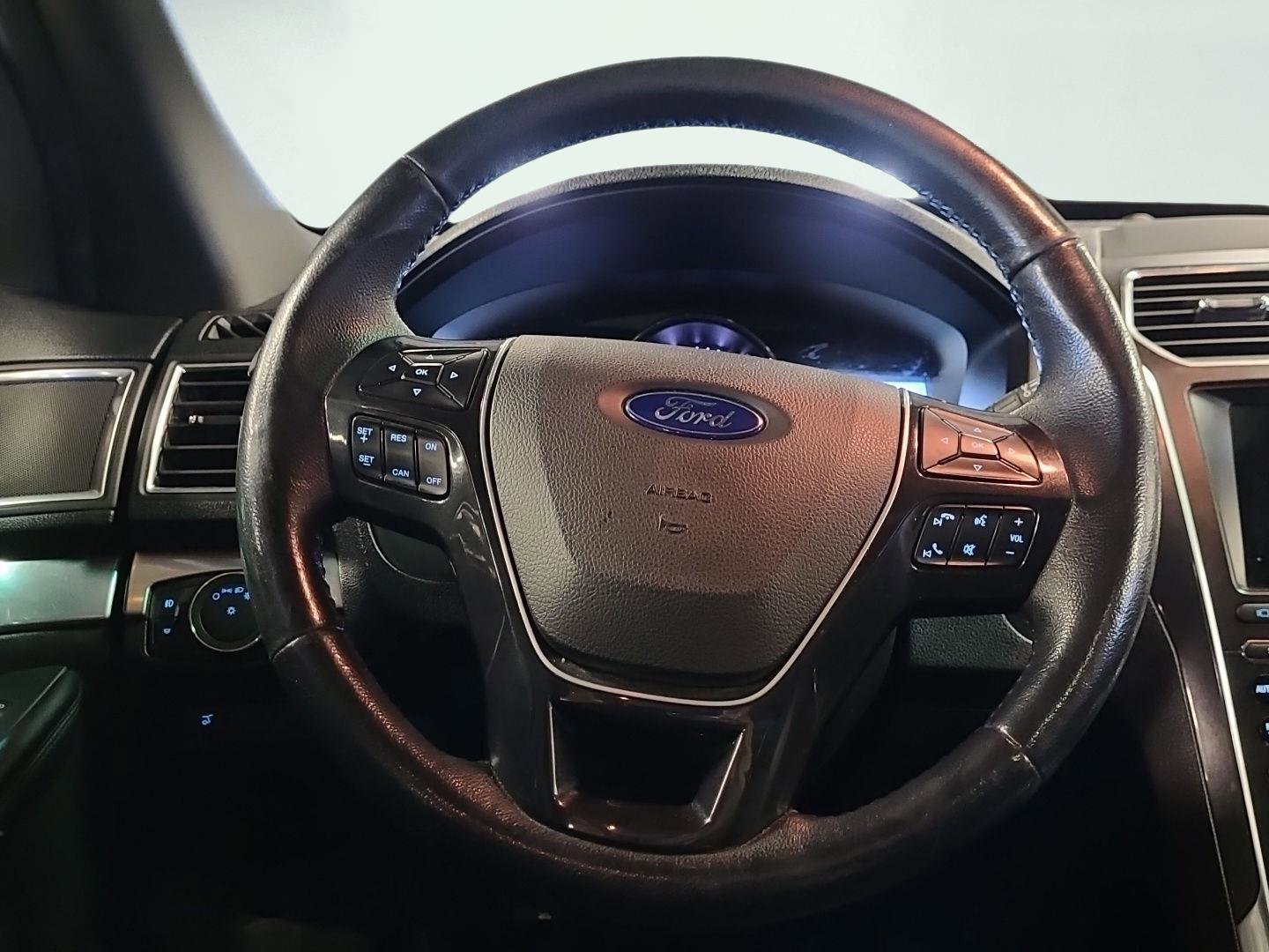 Used 2017 Ford Explorer Limited w/ Equipment Group 303A image 12