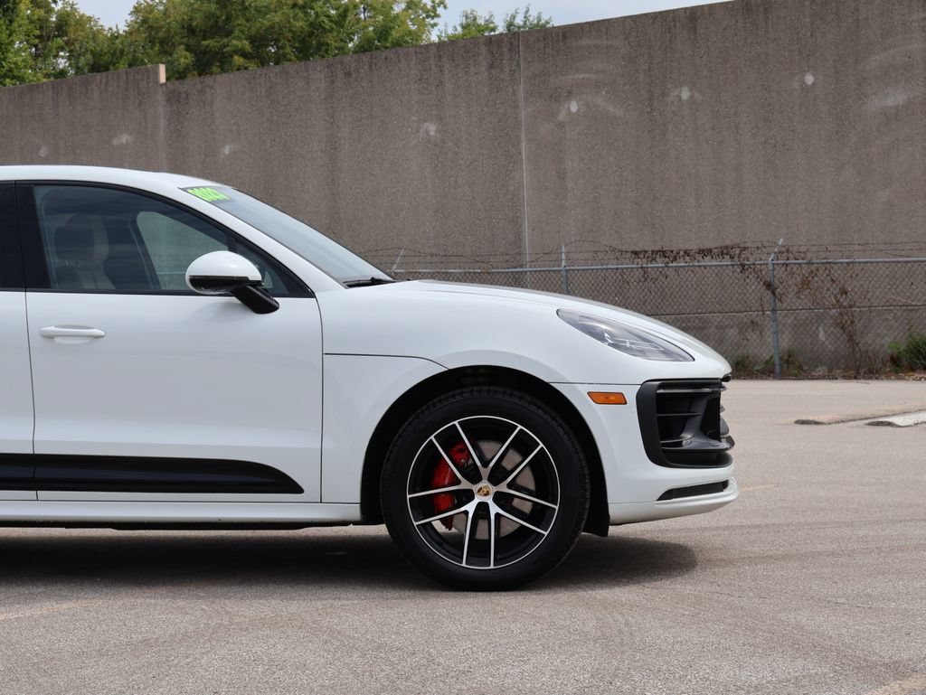 Certified 2024 Porsche Macan S AWD/4WD image 10