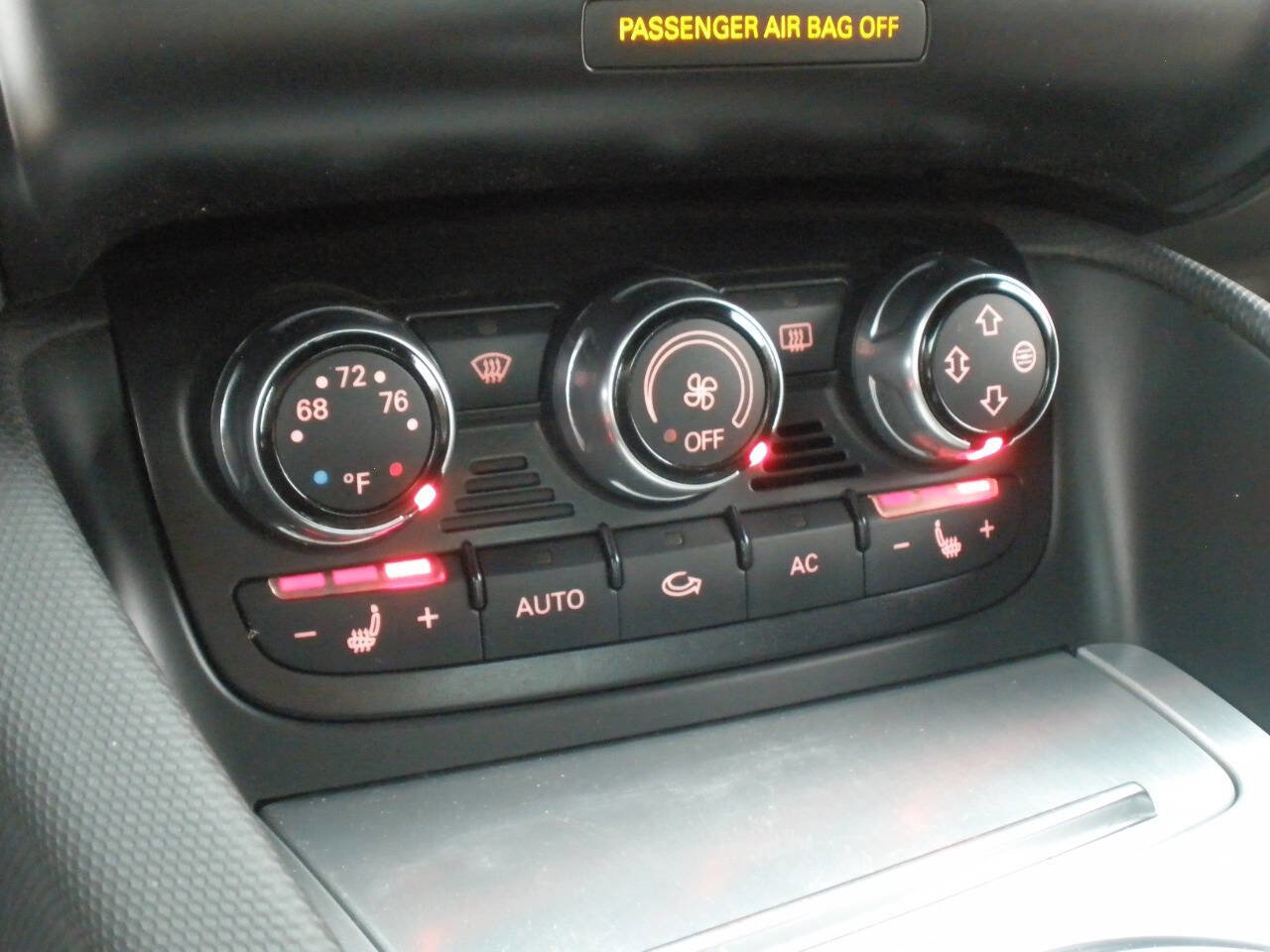 Used 2009 Audi TT 2.0T Premium image 40