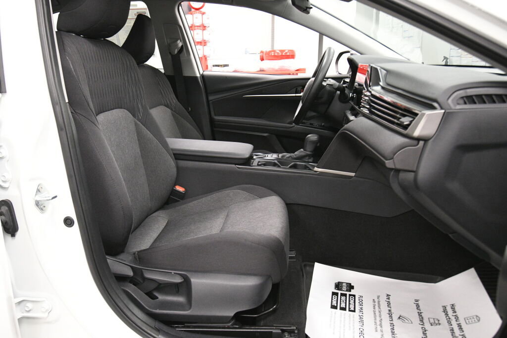 Certified 2025 Toyota Camry LE image 24
