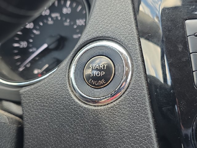 Used 2019 Nissan Rogue SL AWD/4WD image 24