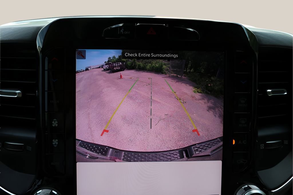 Used 2026 RAM 1500 Laramie AWD/4WD image 22
