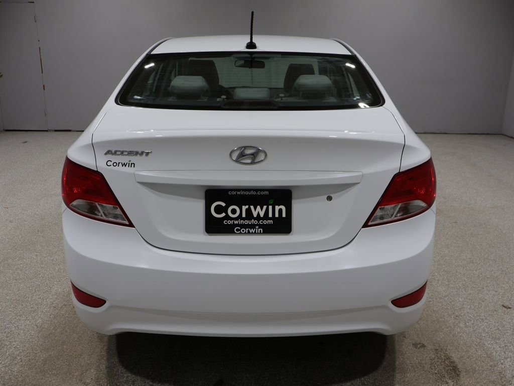 Used 2017 Hyundai Accent SE video 3