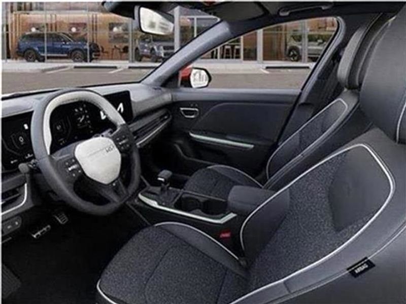 New 2025 Kia K4 GT-Line w/ GT-Line Premium Package