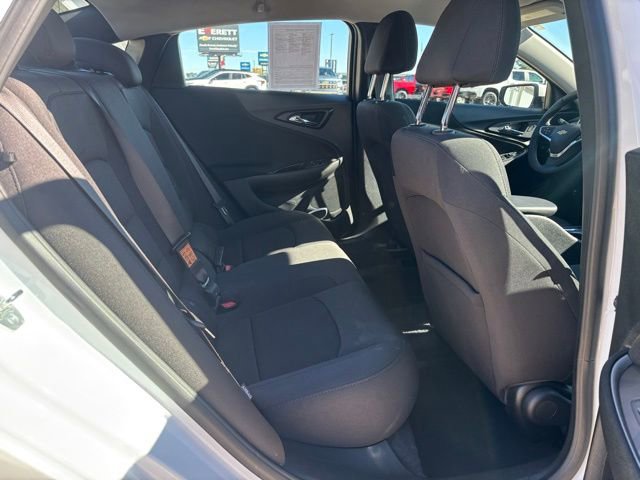Used 2025 Chevrolet Malibu RS image 16