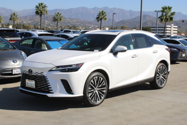 Certified 2024 Lexus RX 350 Premium Plus w/ Convenience Package FWD image 3