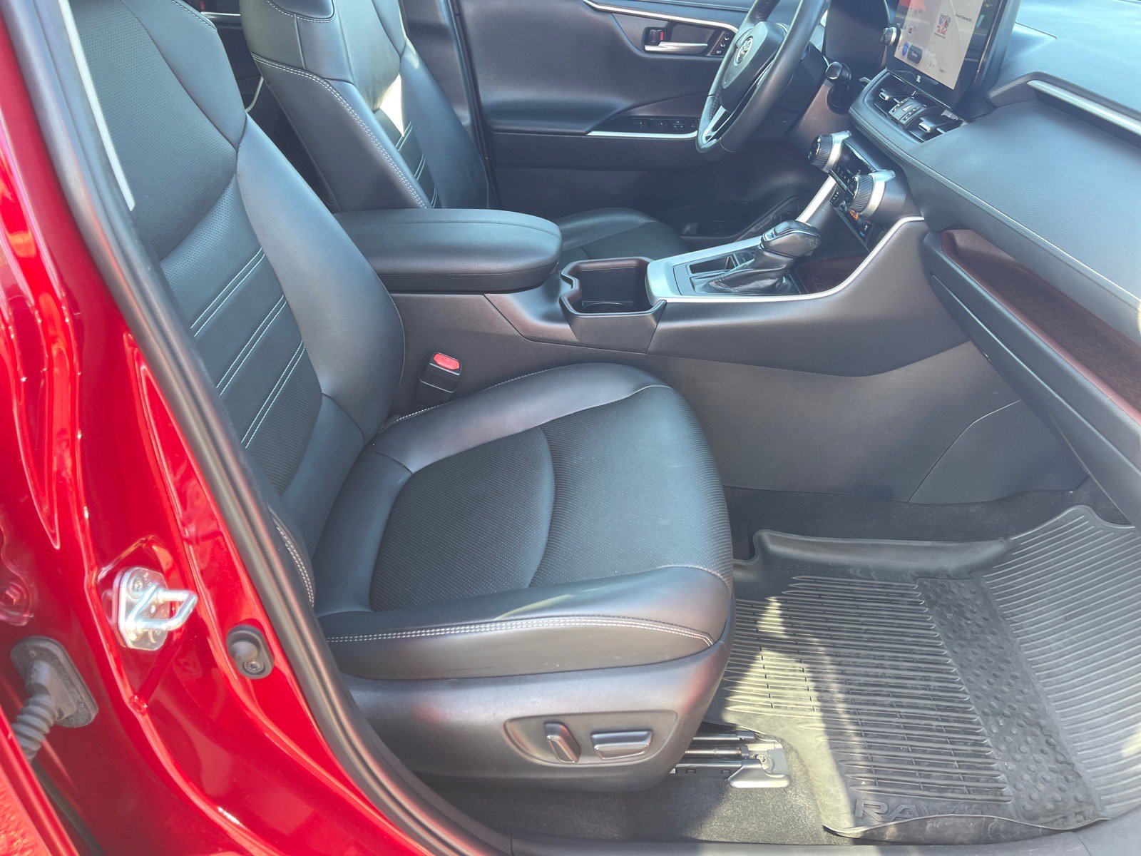 Used 2023 Toyota RAV4 Limited w/ Limited Grade Weather Package FWD image 19