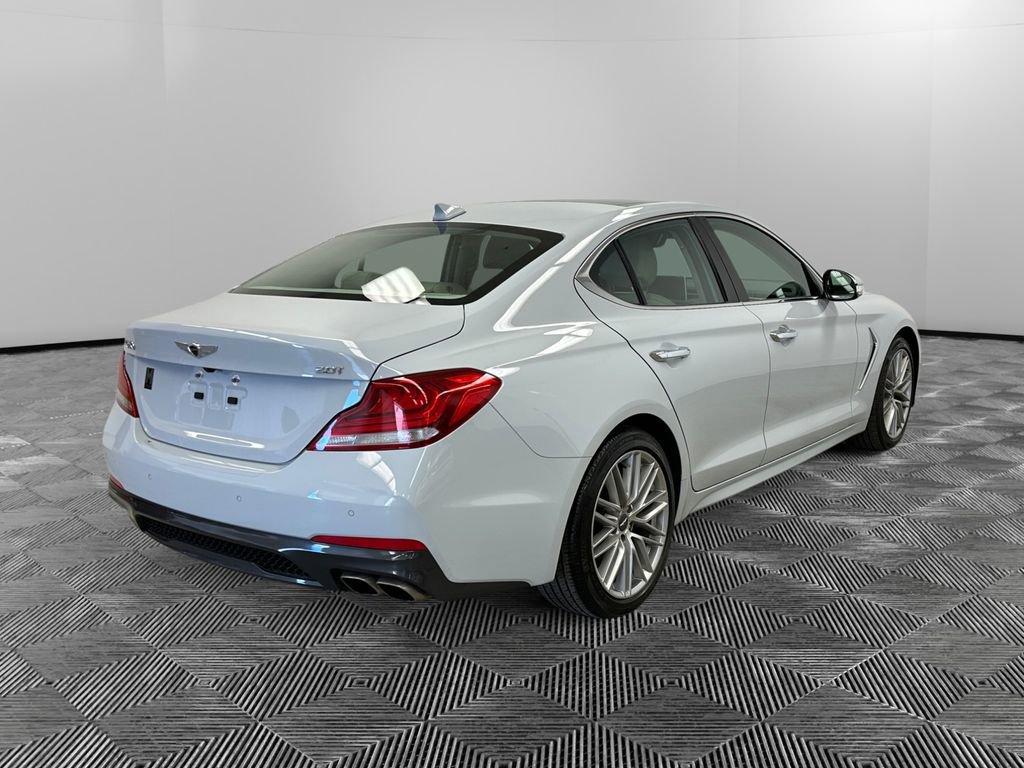 Used 2021 Genesis G70 2.0T w/ Elite Package RWD image 5