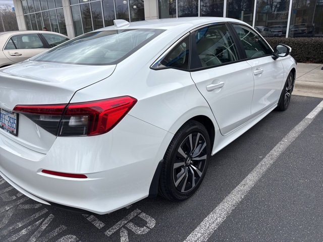 Used 2023 Honda Civic EX image 10