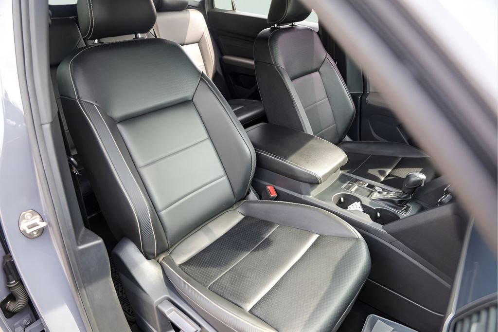 Used 2021 Volkswagen Atlas Cross Sport SE w/ Panoramic Sunroof Package FWD image 35