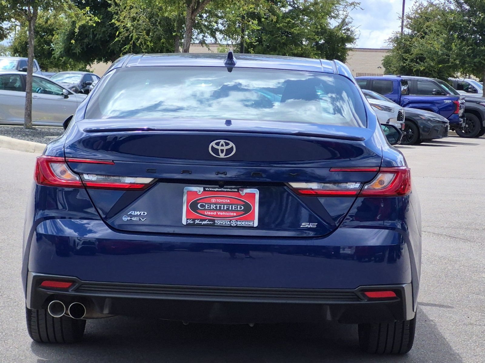 Certified 2025 Toyota Camry SE AWD/4WD image 4