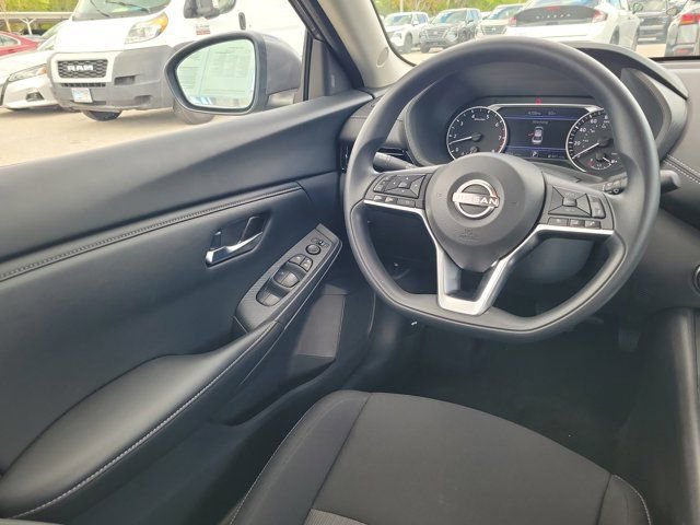 Used 2025 Nissan Sentra SV image 19