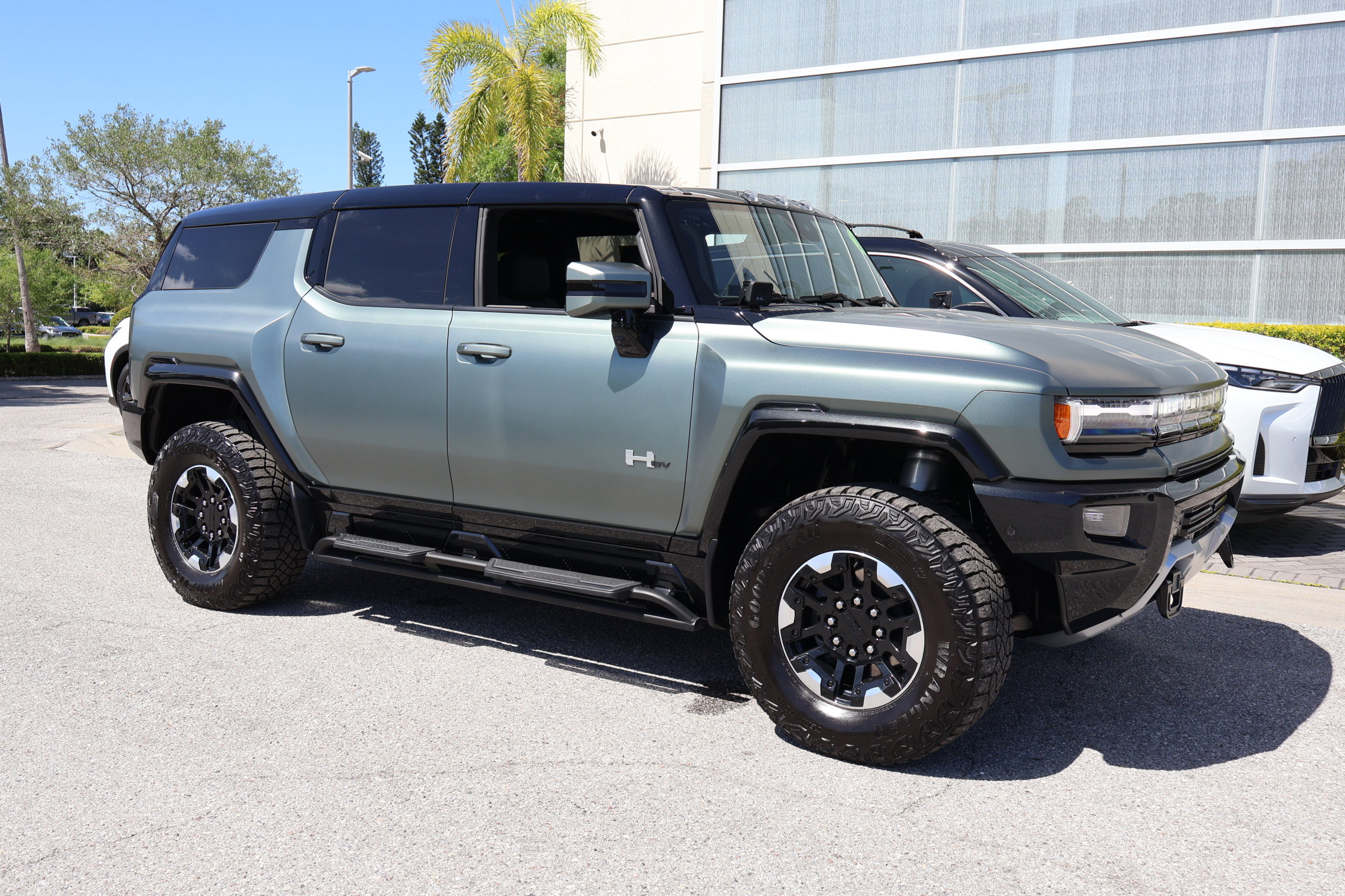 Used 2024 GMC Hummer EV 3X w/ Extreme Off-Road Package AWD/4WD image 12