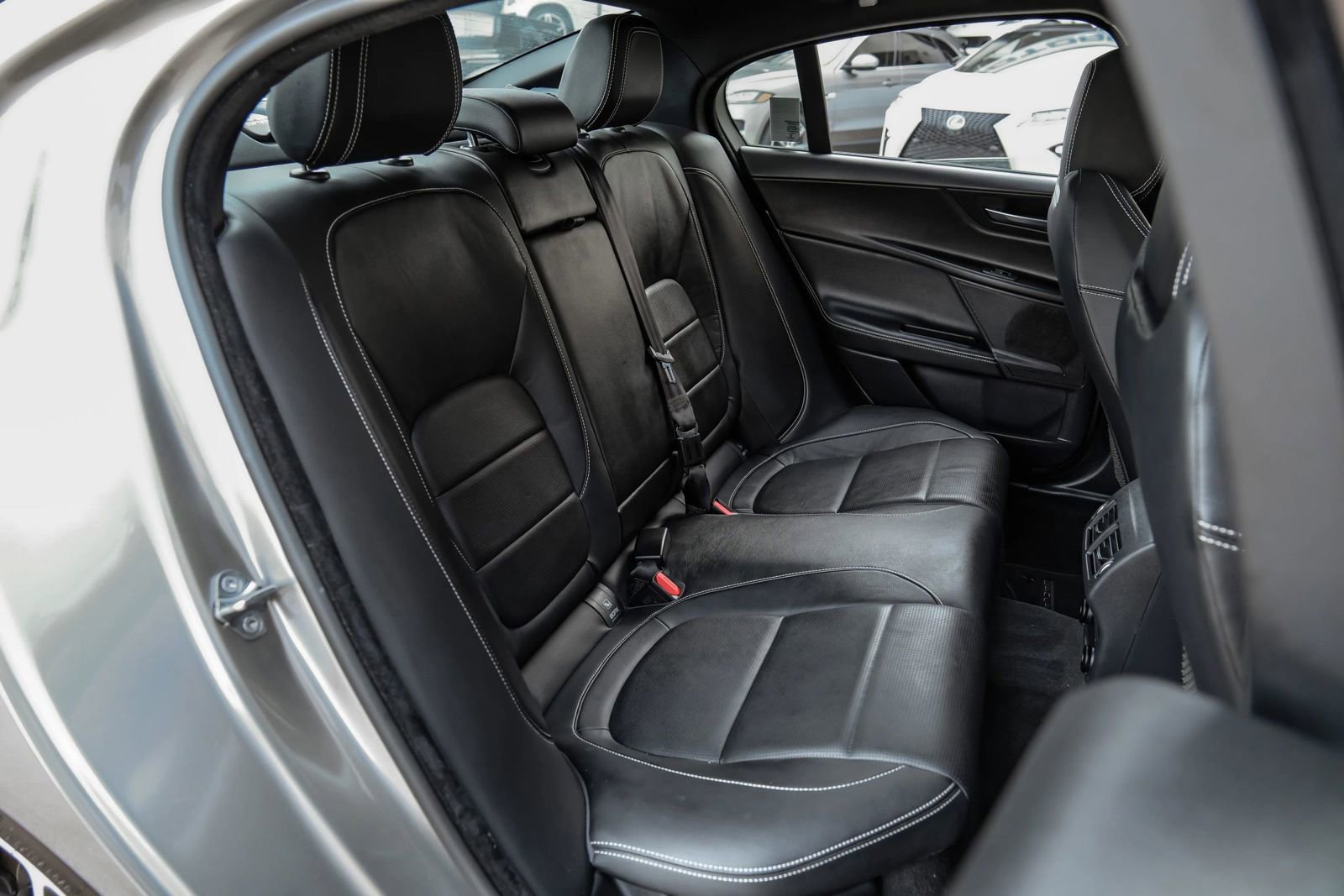 Used 2019 Jaguar XE S image 45