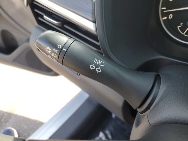 Used 2024 Nissan Altima 2.5 SV FWD image 13