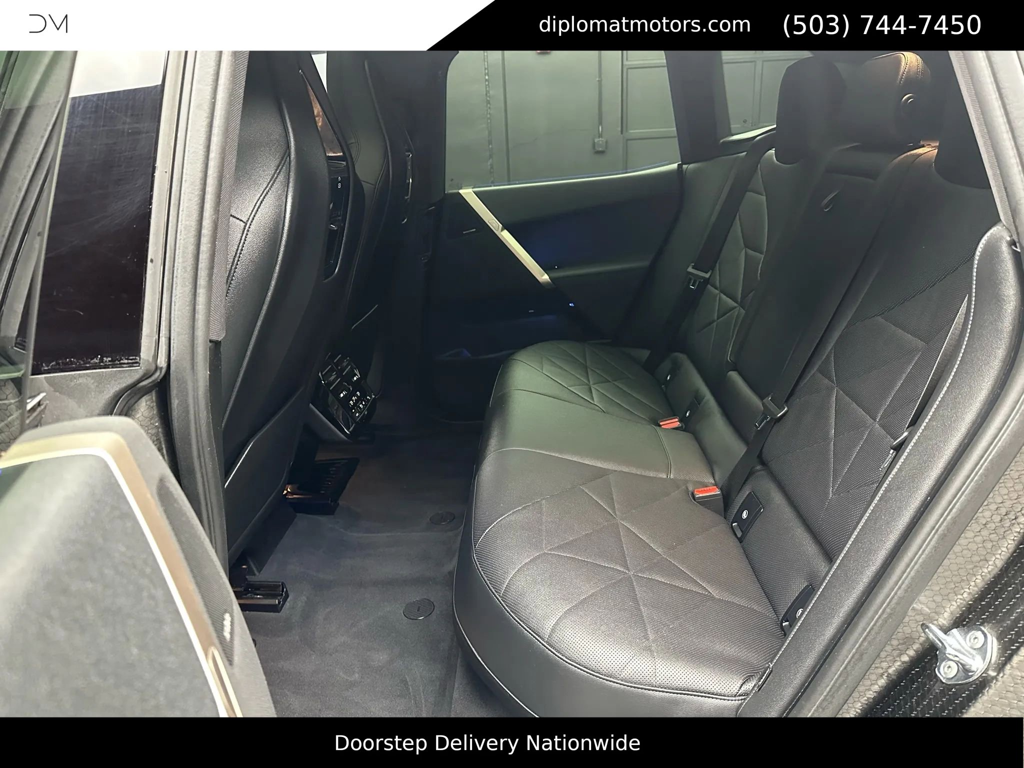 Used 2024 BMW iX xDrive50 w/ Sport Package image 23