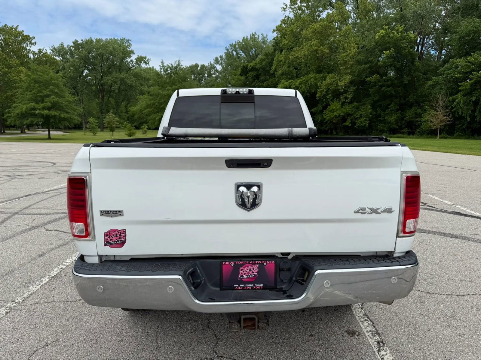 Used 2016 RAM 2500 Laramie AWD/4WD image 7