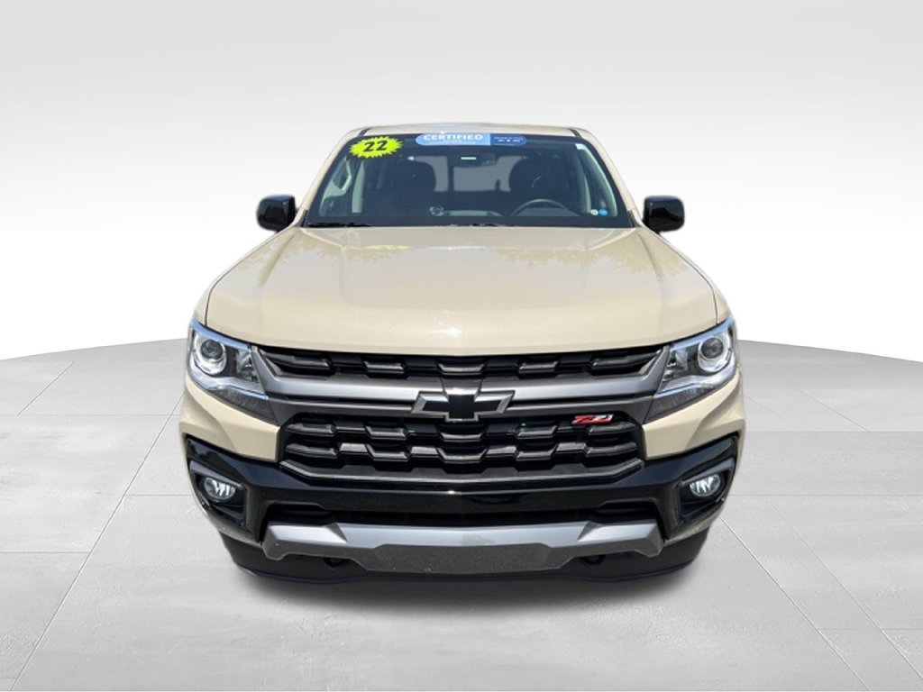 Used 2022 Chevrolet Colorado Z71 AWD/4WD image 2