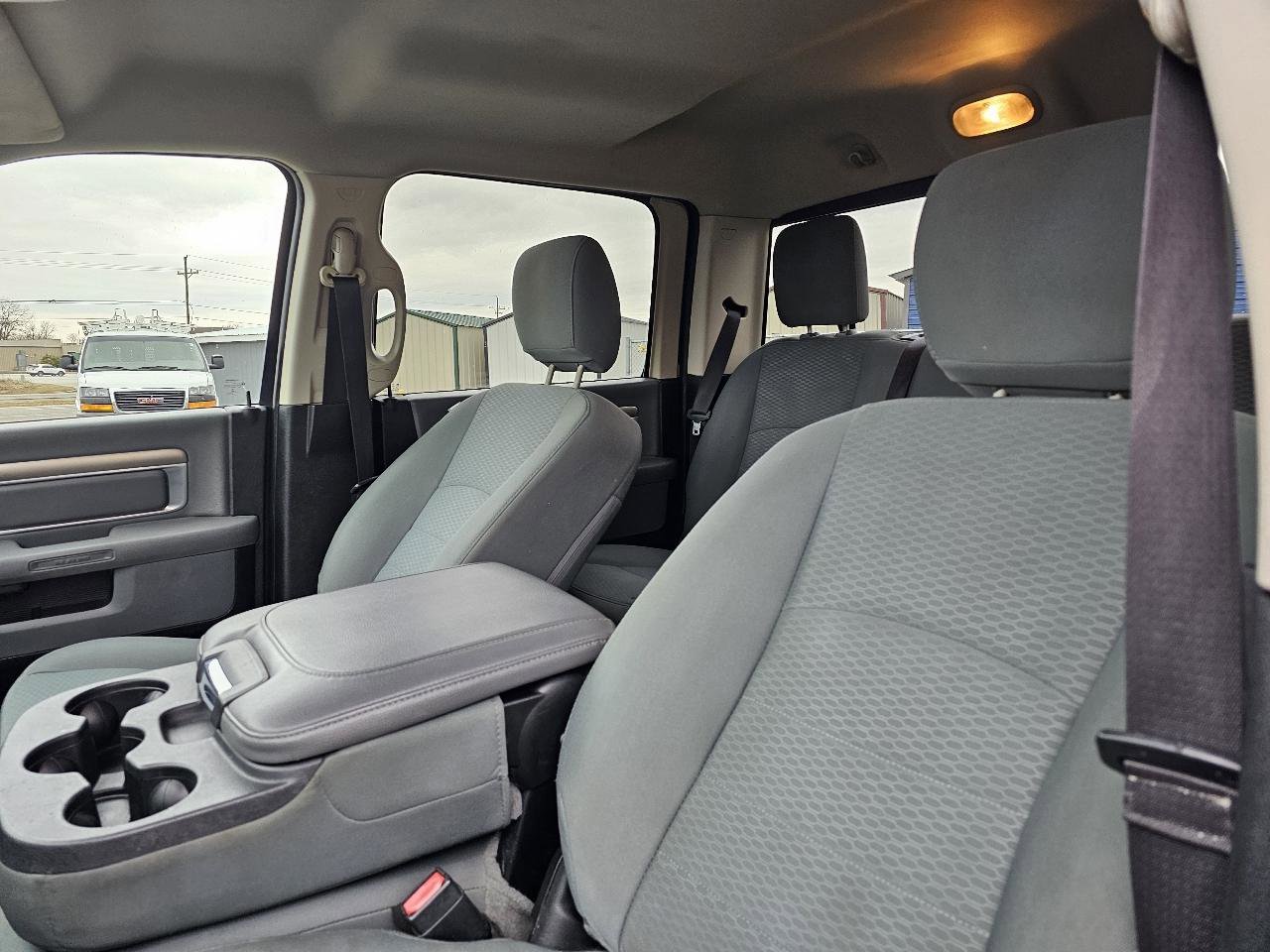 Used 2016 RAM 1500 Classic SLT image 7