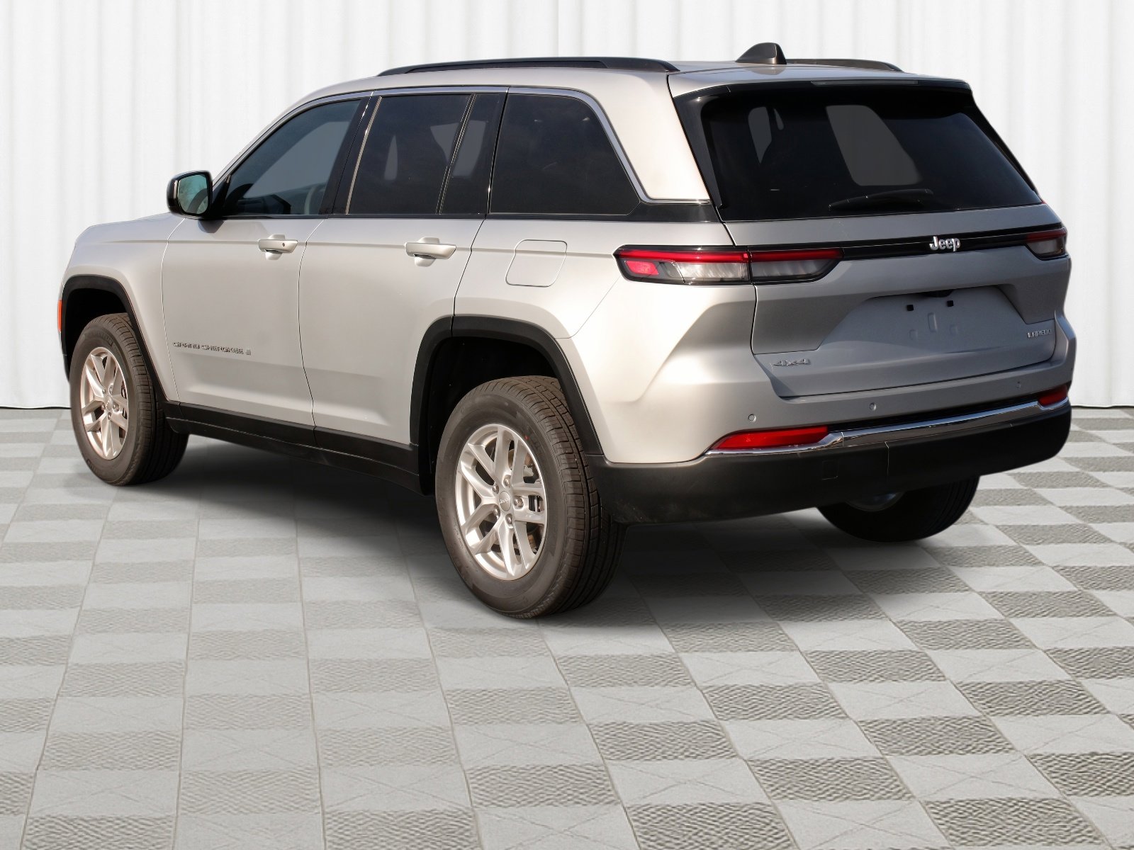New 2025 Jeep Grand Cherokee Laredo X image 31