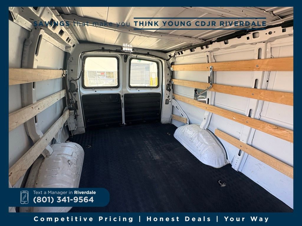 Used 2020 GMC Savana 2500 w/ Driver Convenience Package image 8