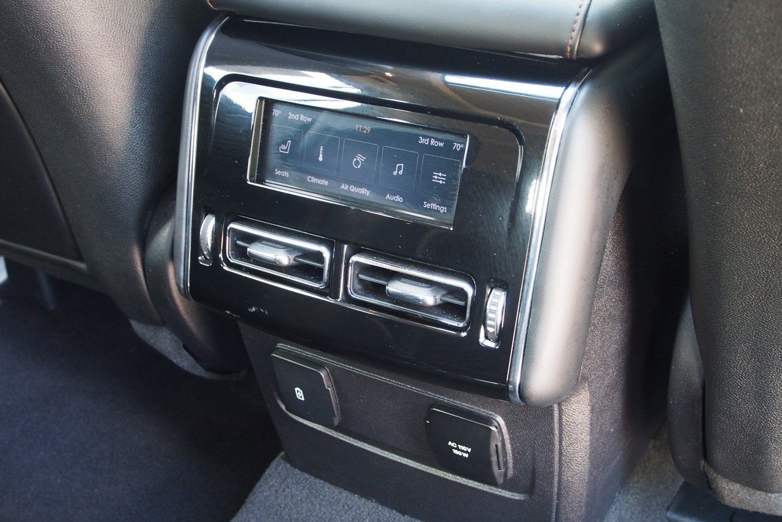 Used 2024 Lincoln Aviator Reserve w/ Equipment Group 201A RWD image 16