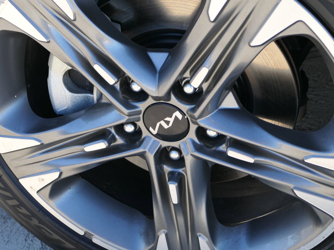 Used 2022 Kia K5 EX image 11