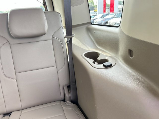Used 2018 Chevrolet Tahoe Premier AWD/4WD image 25