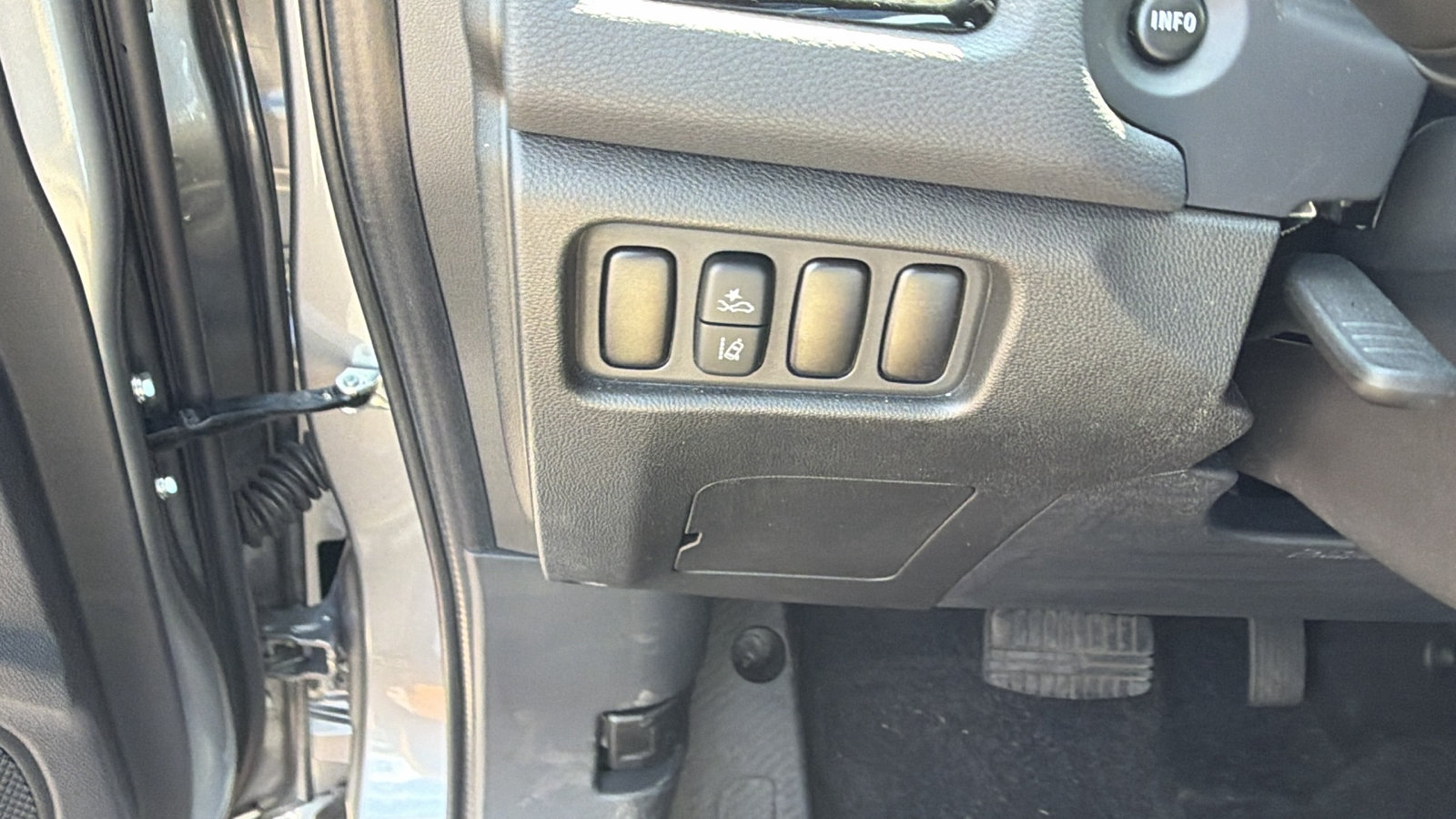 Used 2025 Mitsubishi Outlander Sport AWD image 25