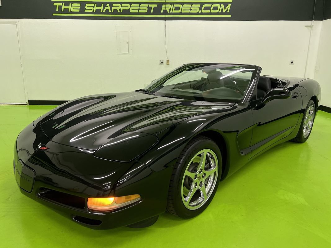 Used 1998 Chevrolet Corvette Convertible w/ Memory Pkg RWD image 6