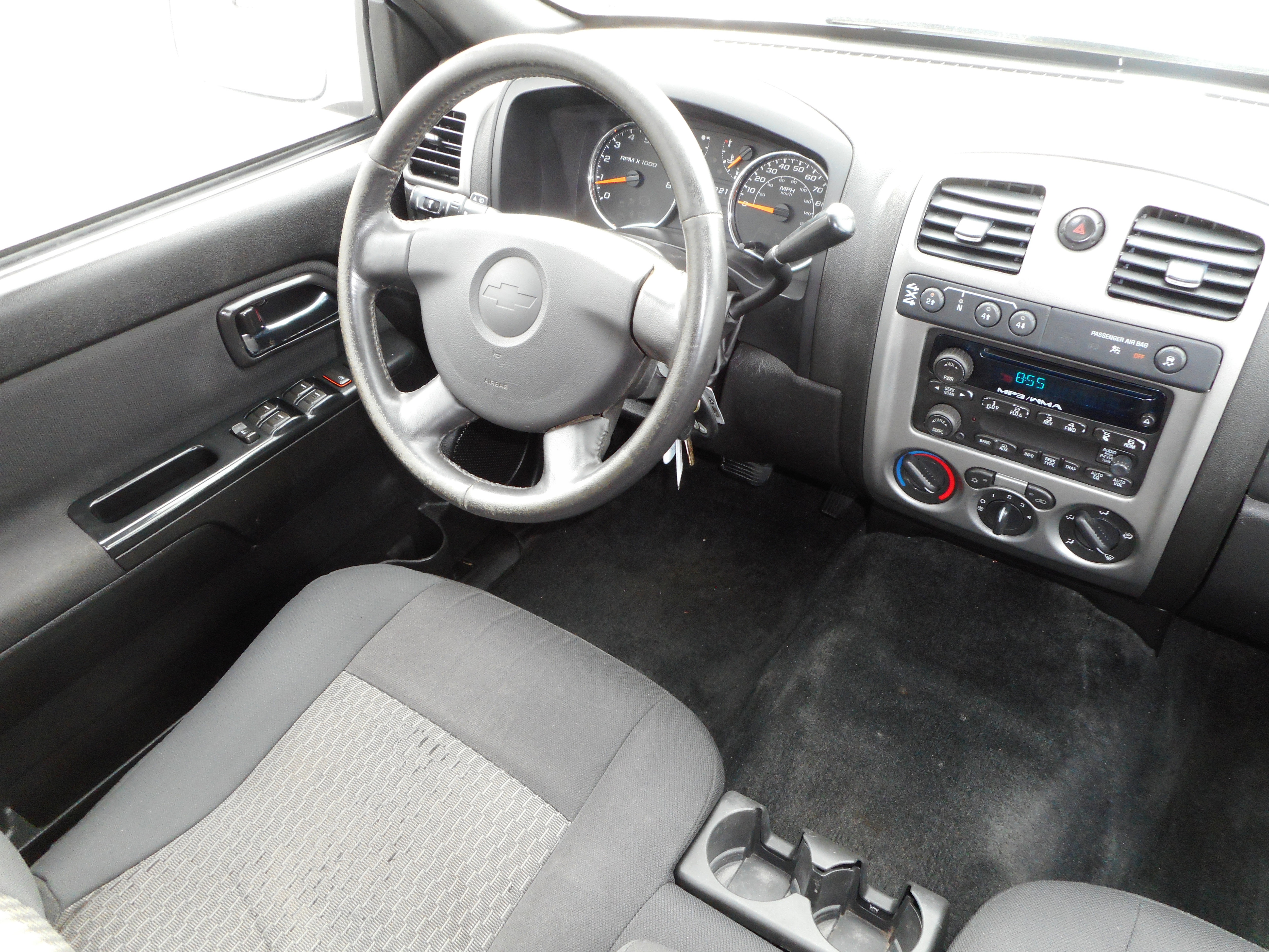 Used 2011 Chevrolet Colorado LT image 22