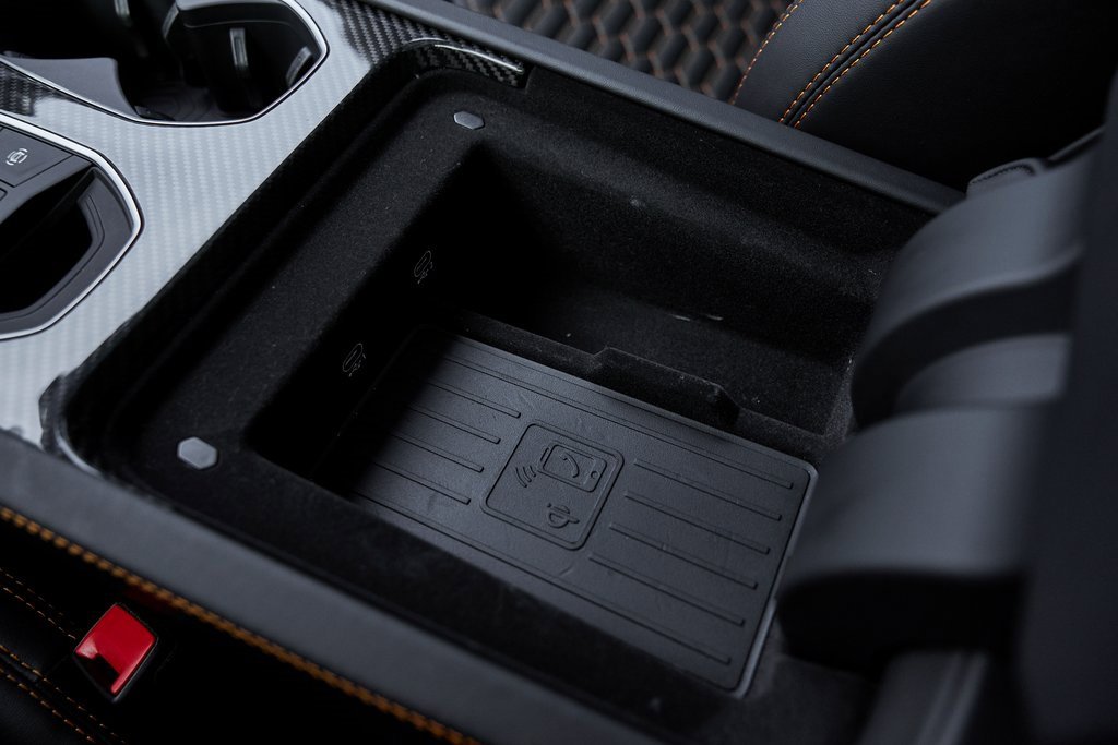 Used 2022 Lamborghini Urus image 65