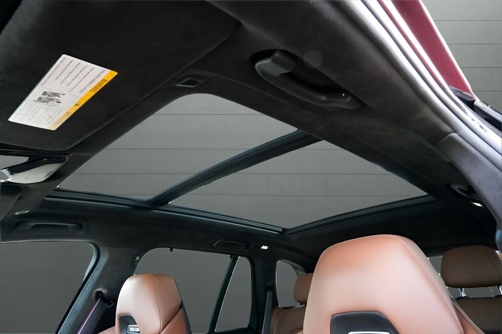 Used 2022 BMW X5 M w/ Competition Package 2 image 72