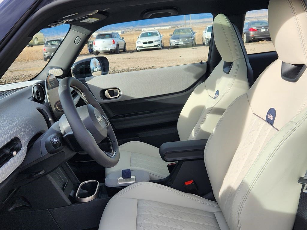 Used 2026 MINI Cooper 2-Door Hardtop FWD image 10