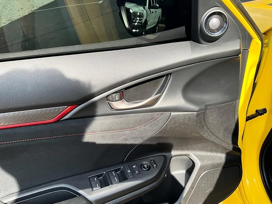 Used 2021 Honda Civic Type R Limited image 13
