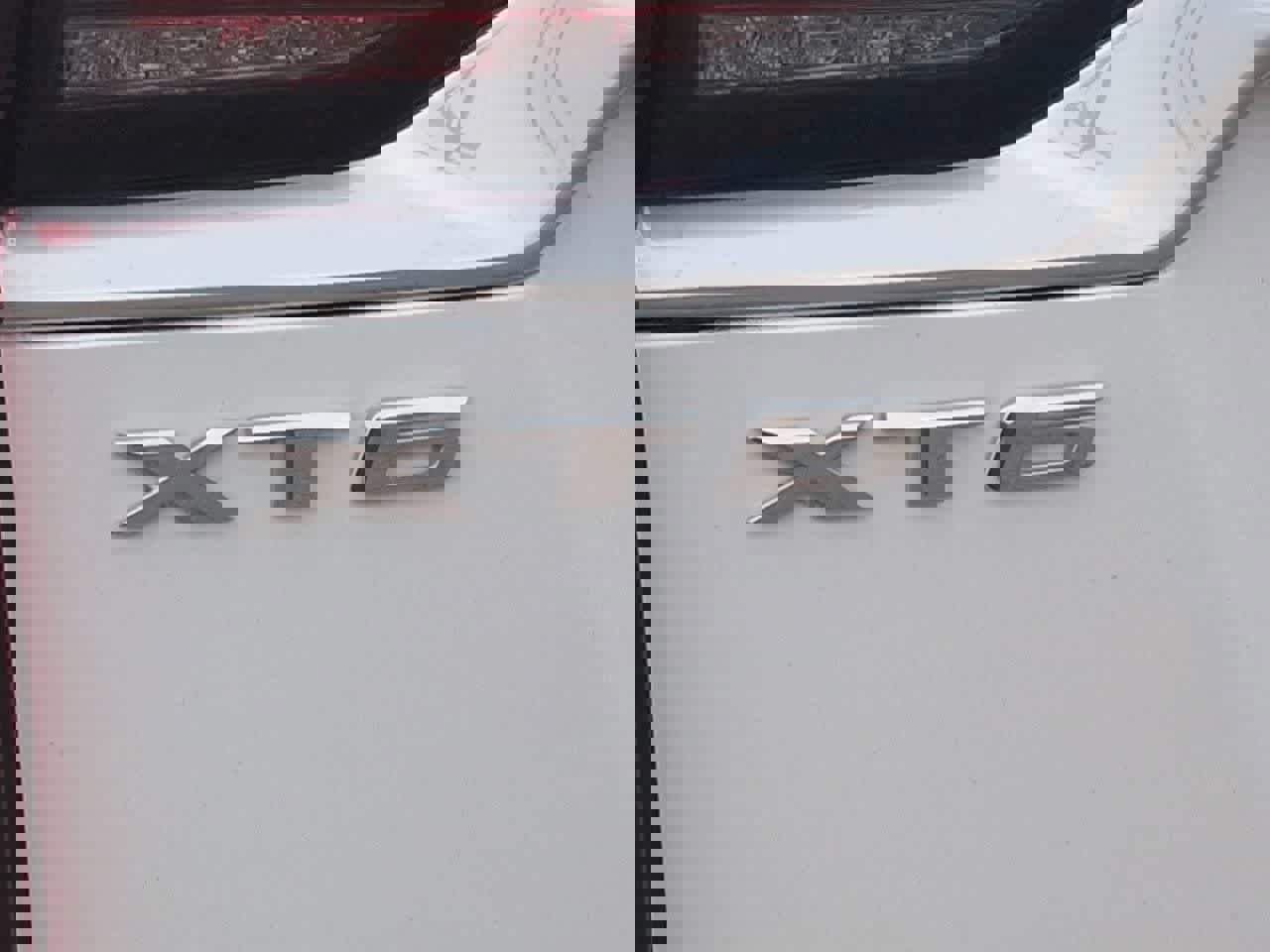 Used 2023 Cadillac XT6 Premium Luxury w/ LPO, Floor Liner Package image 12