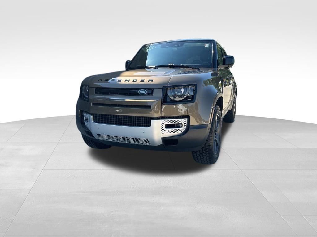 New 2024 Land Rover Defender 110 SE