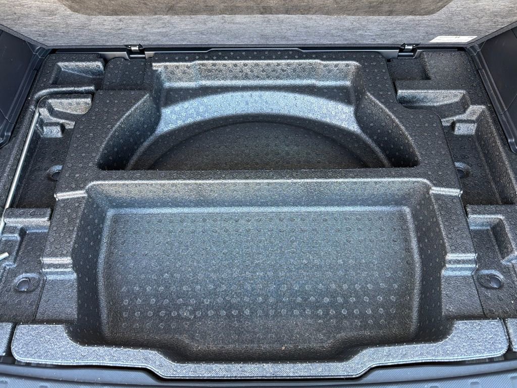 Certified 2023 Subaru Forester Limited image 32