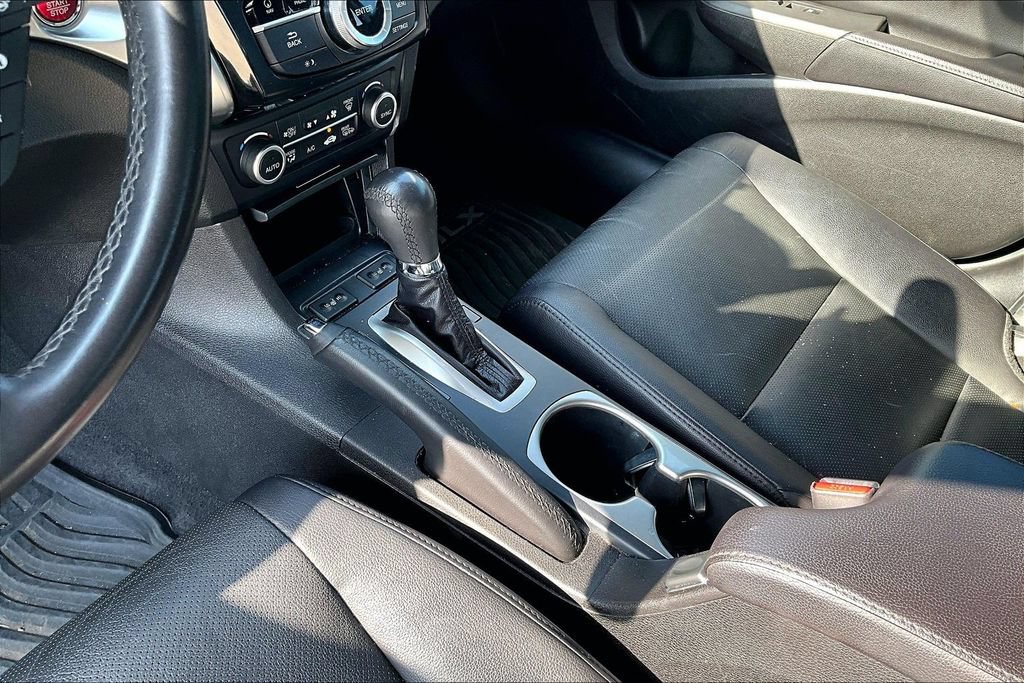 Used 2017 Acura ILX FWD image 16