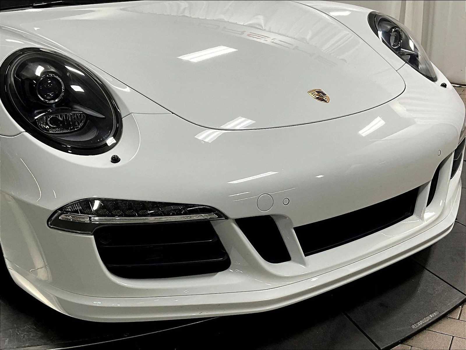 Used 2016 Porsche 911 Carrera GTS image 30