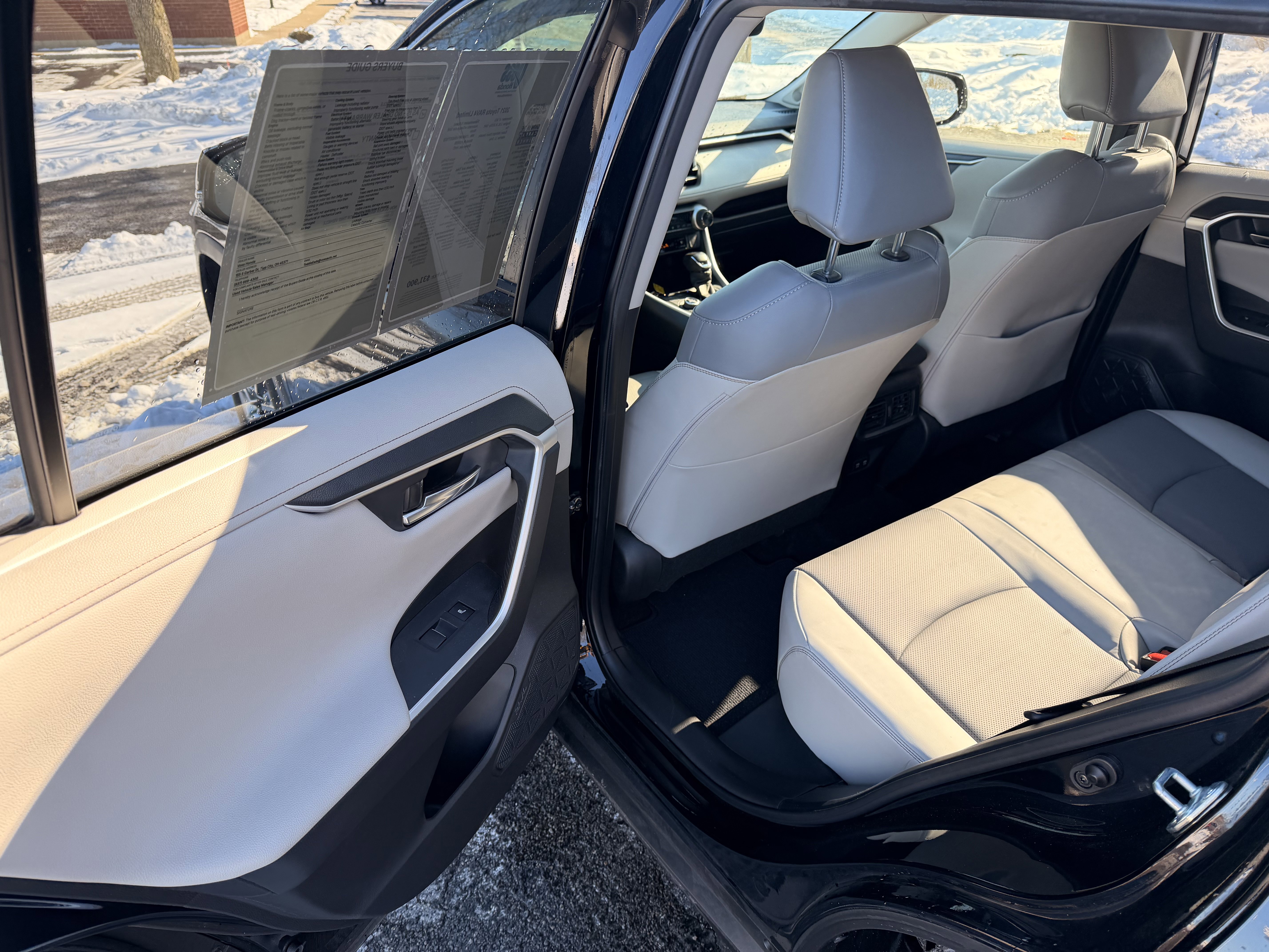 Used 2021 Toyota RAV4 Limited w/ Limited Grade Weather Package image 12