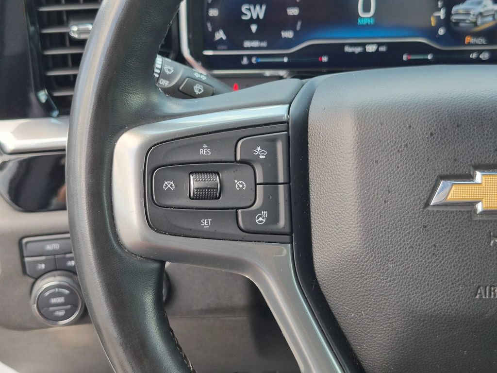 Used 2023 Chevrolet Silverado 1500 LT AWD/4WD image 18