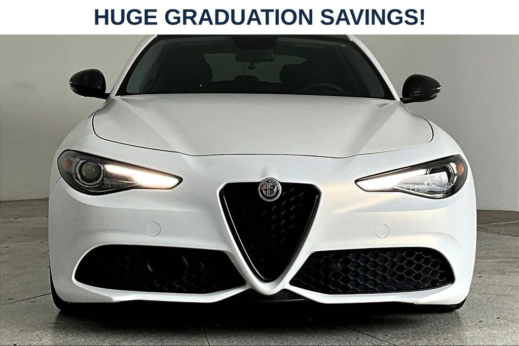 Used 2019 Alfa Romeo Giulia Ti Sport w/ Quick Order Package 22U Sport RWD image 3
