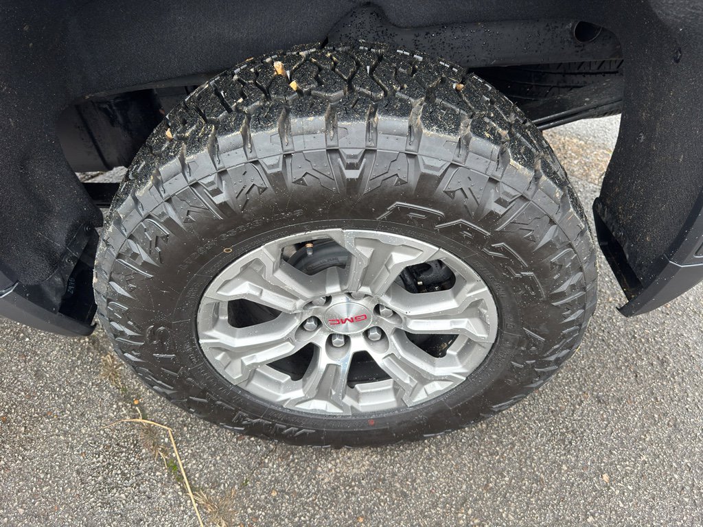 Used 2020 GMC Sierra 1500 SLE w/ SLE Value Package RWD image 20