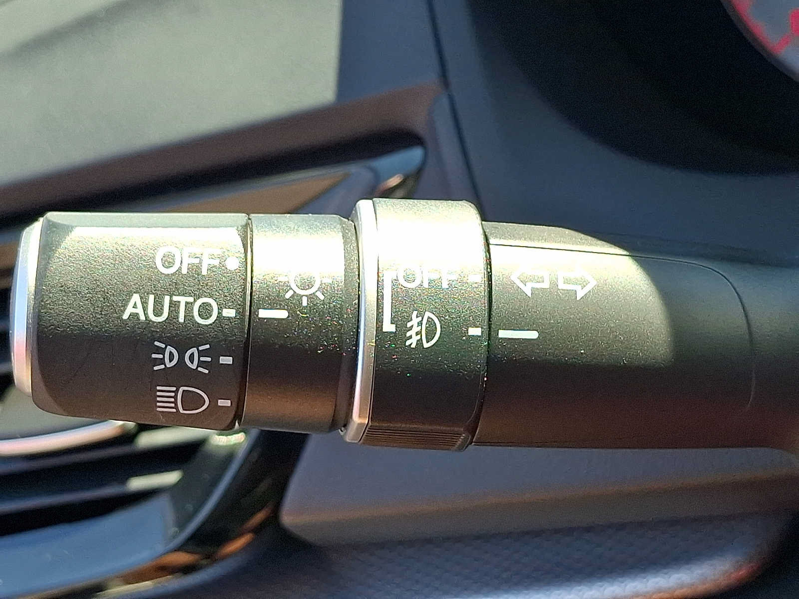 Certified 2024 Acura RDX w/ Advance Package AWD/4WD image 25