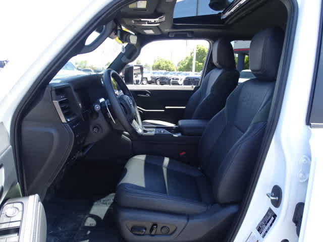 Used 2026 Lexus GX 550 AWD/4WD image 18