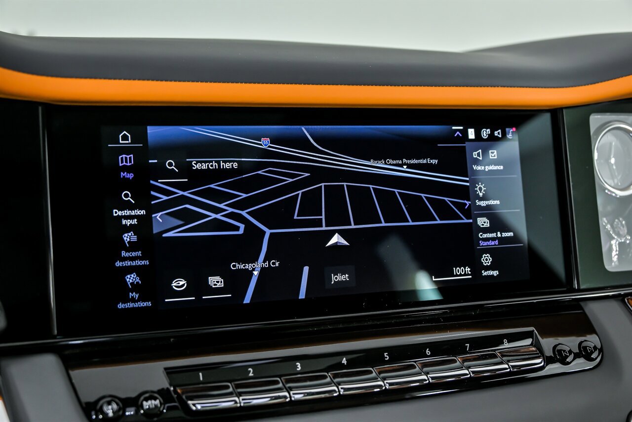 Used 2025 Rolls-Royce Cullinan image 34