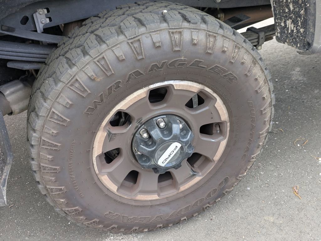 Used 2025 Ford F250 Lariat w/ Lariat Ultimate Package image 8